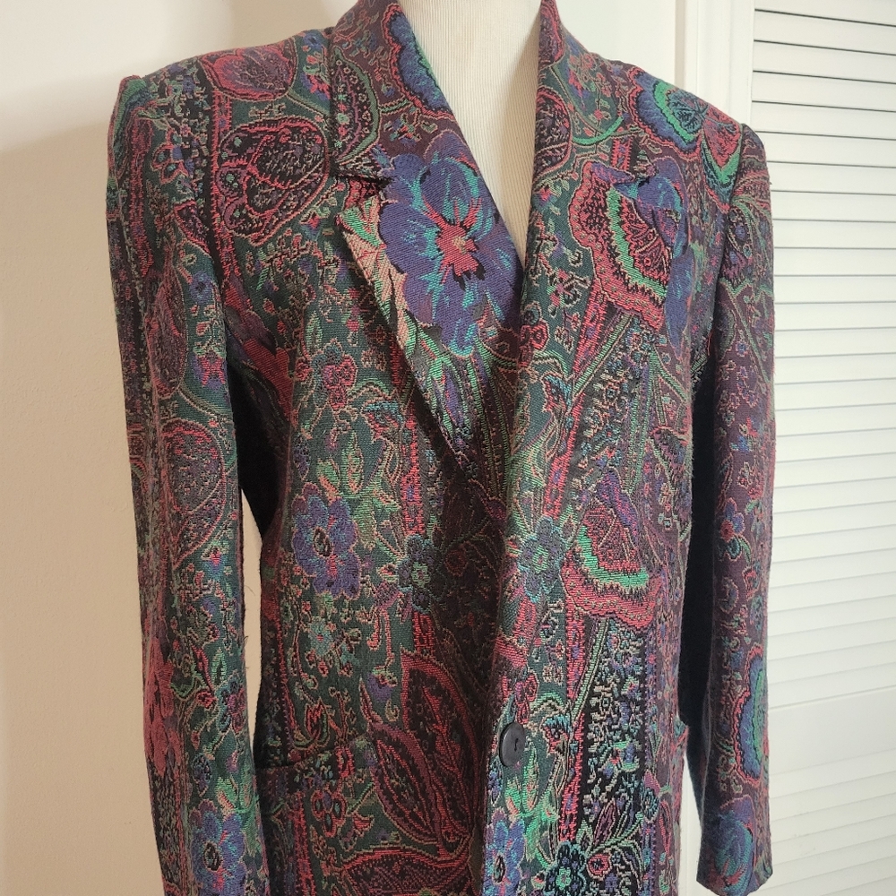Funky patterned blazer